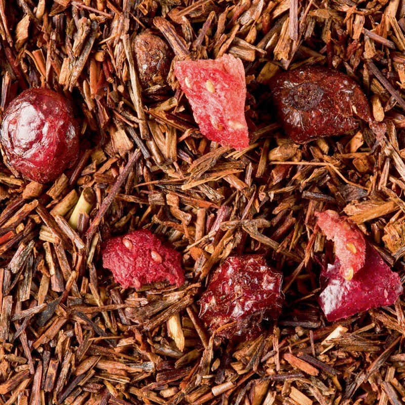 Rooibos Paul et Virginie, une infusion agrémentée de morceaux de fraise et de groseilles entières