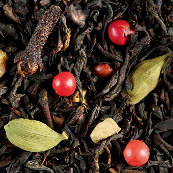 Anichaï, un thé noir épicé agrémenté de clou de girofle, de baies rouges et de graines de cardamome