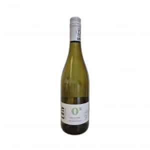 Uby Blanc Zéro Alcool est une boisson fermentée sans alcool issu du cépage Sauvignon. Il révèle des notes intenses de fruits blancs et d'agrumes. Idéal de l'apéritif au dessert !