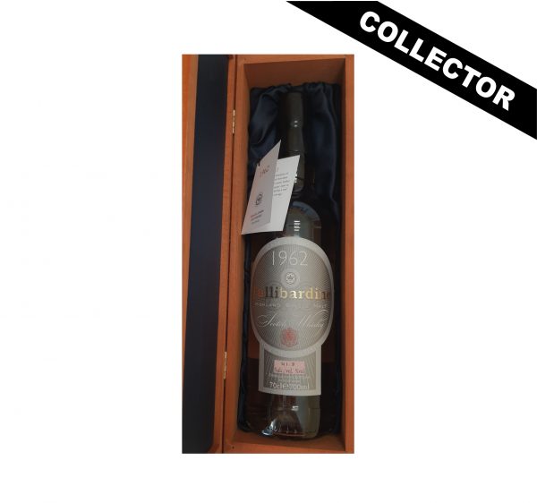 Whisky écossais collector Tullibardine 1962 présenté dans son coffret bois
