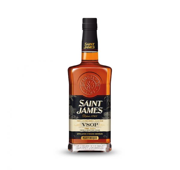 Rhum Vieux Agricole Pure Canne, Saint James VSOP. Un assemblage de rhums alliant finesse et volupté.