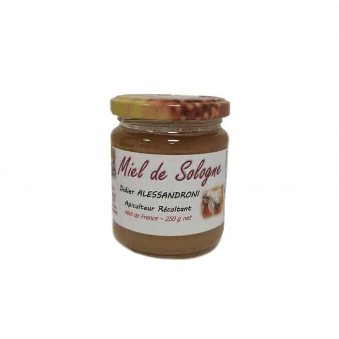 Le Miel de Sologne est issu de bruyères et de fleurs de châtaigniers
