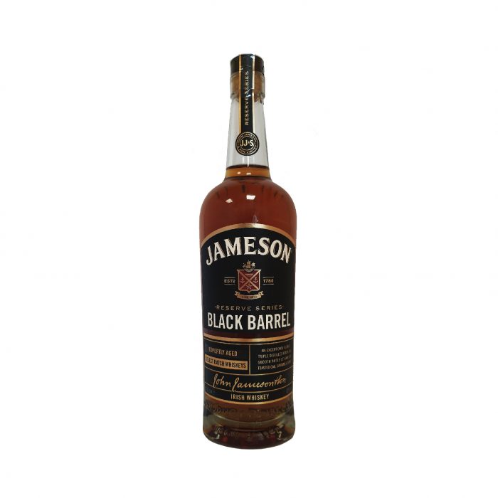 Un whiskey irlandais aux saveurs riches et complexes, vieilli dans des fûts de Bourbon doublement charbonnés et des fûts de sherry.
