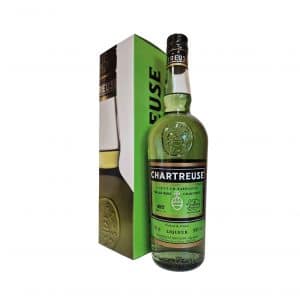 Liqueur emblématique française élaborée par les moines chartreux depuis le XIXe siècle. Elle se distingue par sa puissance aromatique, sa couleur naturelle et sa recette secrète à base de 130 plantes.