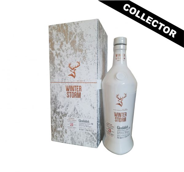 Assemblage de whiskies de 21 ans, affinés en fût de vin de glace du vignoble canadien.