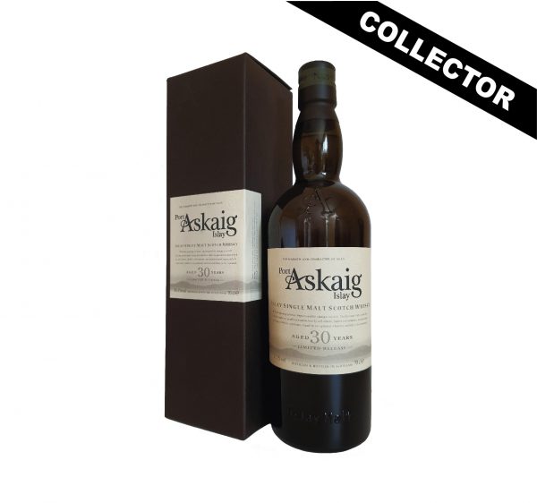 Un single malt d’une rare complexité, où la tourbe emblématique d’Islay se fond dans une douceur subtile et raffinée.
