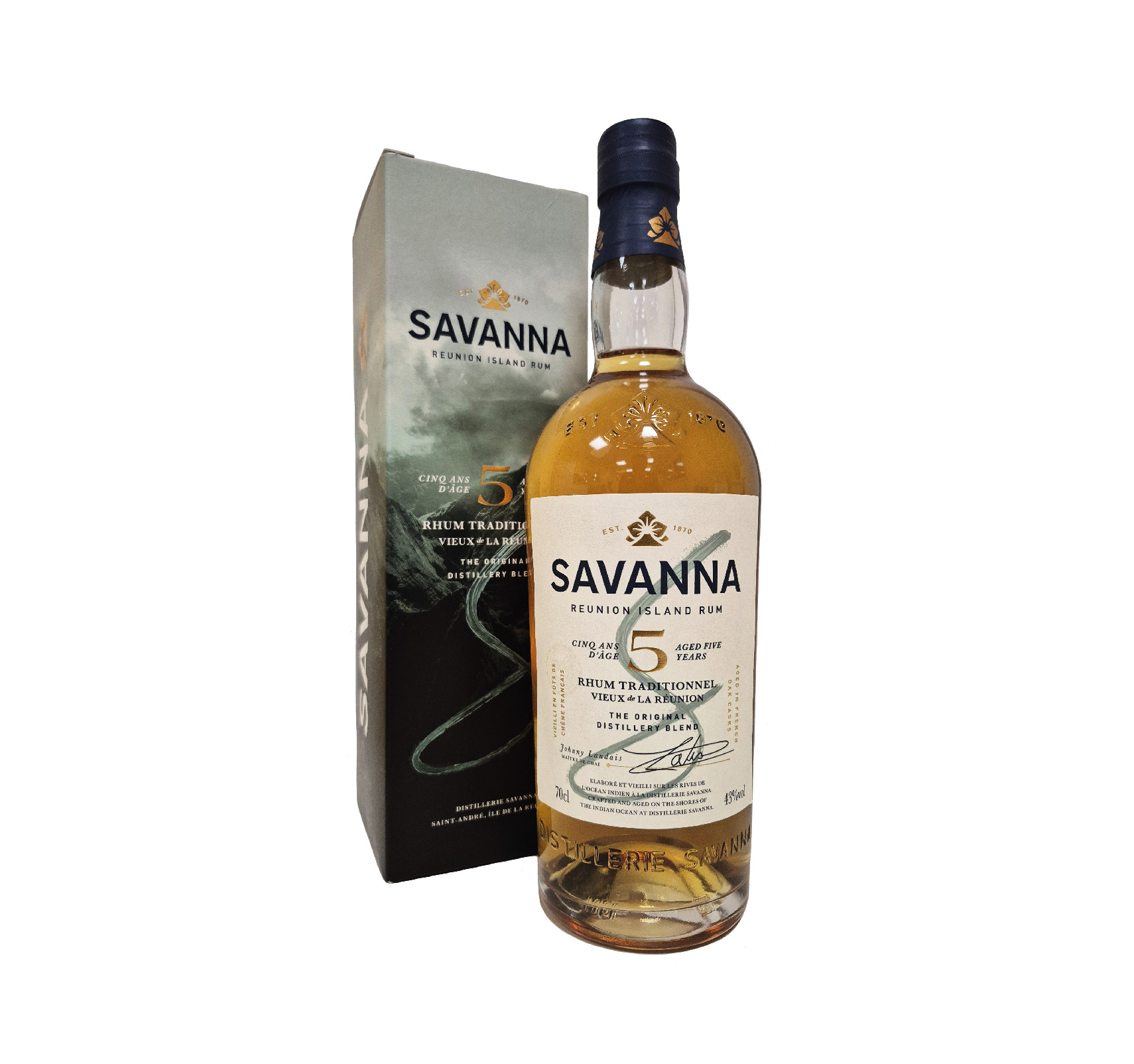 Savanna 5 ans est issu d'un assemblage de rhums de mélasse vieillis 5 ans sous les tropiques en fûts ex cognac.